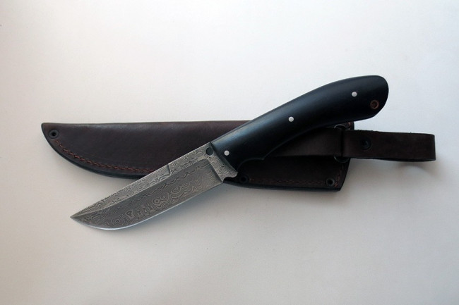 Нож из дамасской стали "Кабан" цельнометаллический дцм009