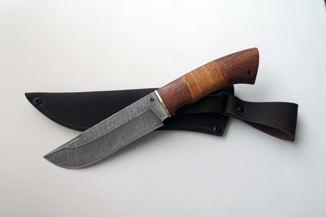 Нож из дамасской стали "Охотник" дб0016