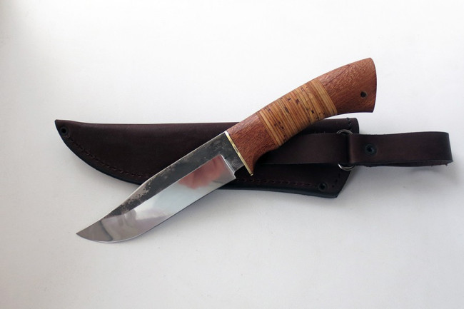Нож Гюрза сталь 95Х18 (нерж.) след ковки 95х18ков-бер008
